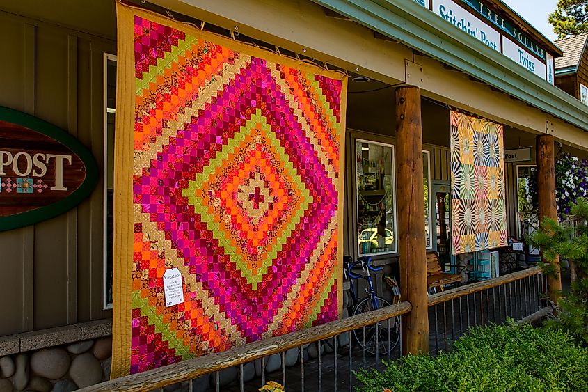 Quilts exposés au Sisters Outdoor Quilt Show