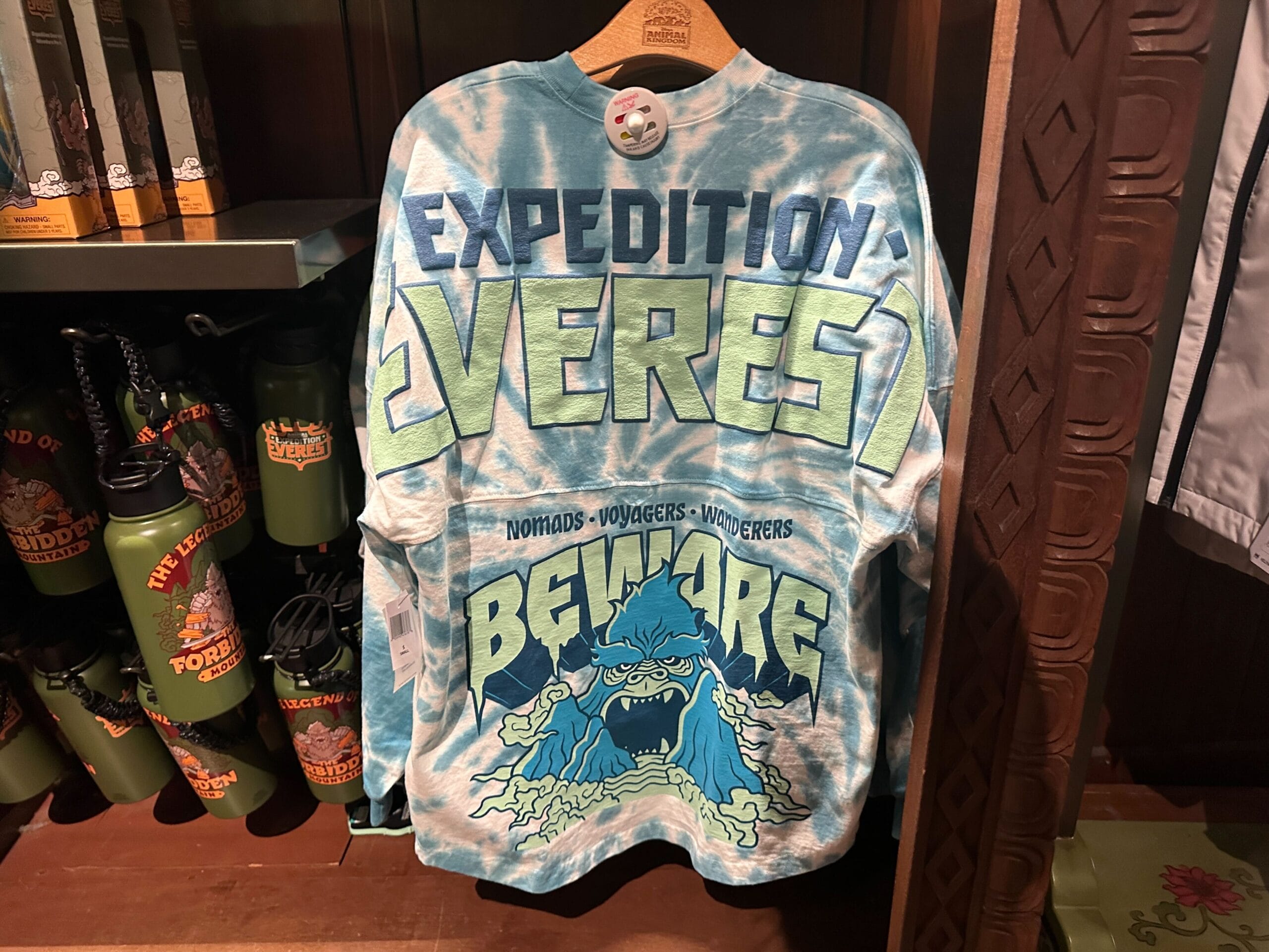 Détail du sweat Spirit Jersey montrant un Yéti rugissant