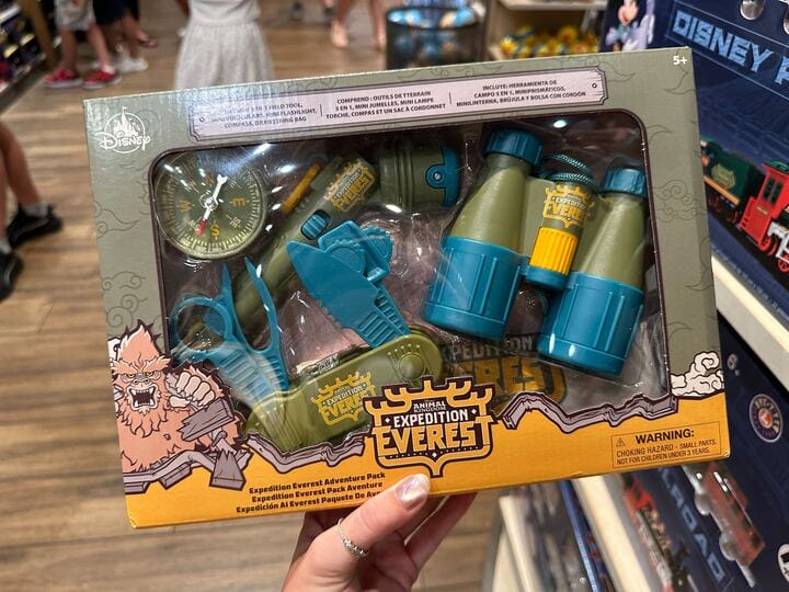 Set de jeu ‘Adventure Pack’ contenant jumelles, boussole et talkie-walkie